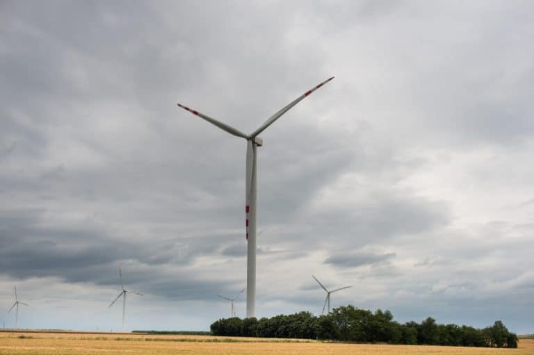 Setki nowych wniosków o lokalizację elektrowni wiatrowych po wejściu w życie nowej ustawy