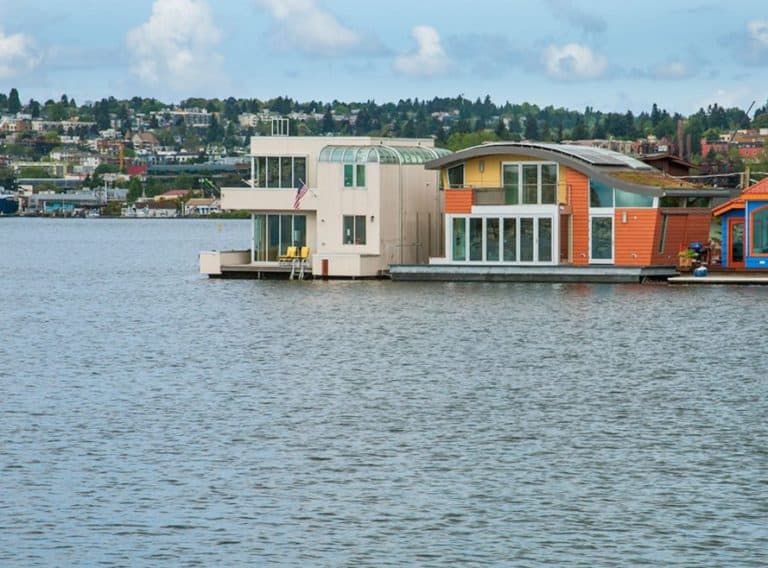 Houseboat H by Lanker Design LLC, Seattle sustainable houseboat, net zero houseboat, net zero floating home, LEED Platinum floating home, LEED Platinum houseboat, houseboat with floating islands,