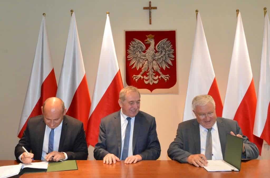 Zdjęcie z podpisania umowy Tomaszów Mazowiecki