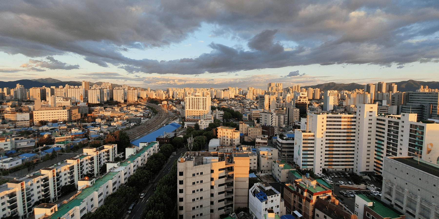 Na dachach miasta powstaje największa farma fotowoltaiczna w Korei. Zasili milion domów