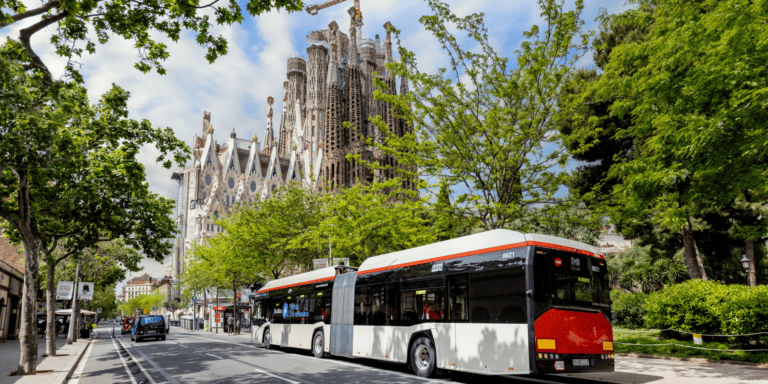 Barcelona zamawia 38 bezemisyjnych Solarisów