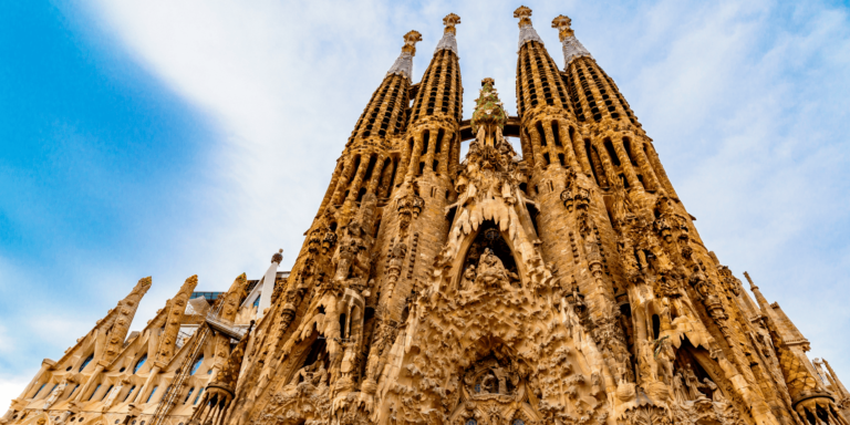 Budowa Sagrada Familia zmierza ku końcowi. Co katedra ma wspólnego z zielonym budownictwem?
