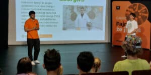 Jak uczyć o OZE najmłodszych? Projekt „Mistrzowie Energii” pokazuje skuteczną drogę